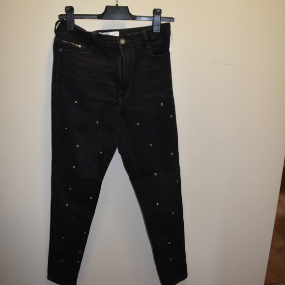 Jeans - Picture 2 of 4